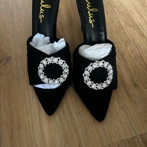 Elegant Black Heels with Crystal Embellishment